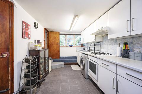 3 bedroom terraced house for sale, Eastway, Hackney Wick, London, E9