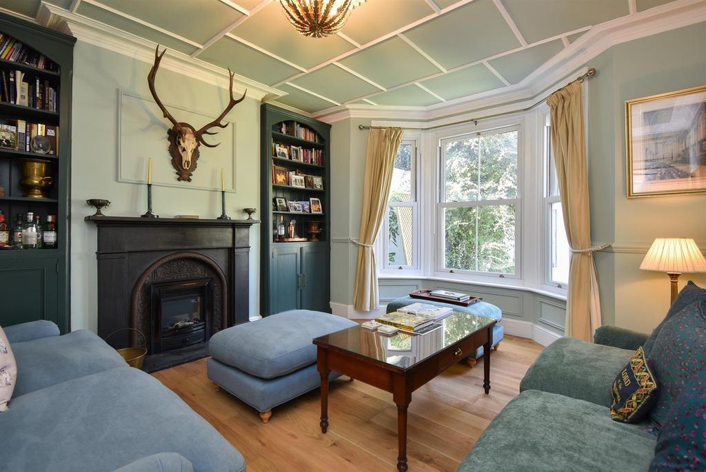 Hughenden Road, Hastings 3 bed detached house for sale £650,000