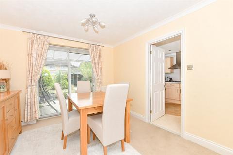 3 bedroom terraced house for sale, Poplar Close, Langley Green, Crawley, West Sussex