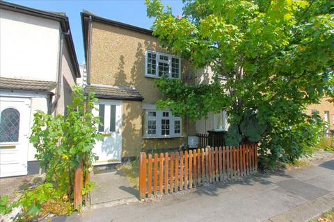 3 bedroom house for sale, East Road, Enfield, EN3