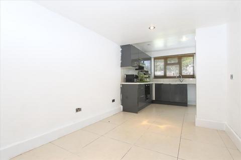 3 bedroom house for sale, East Road, Enfield, EN3