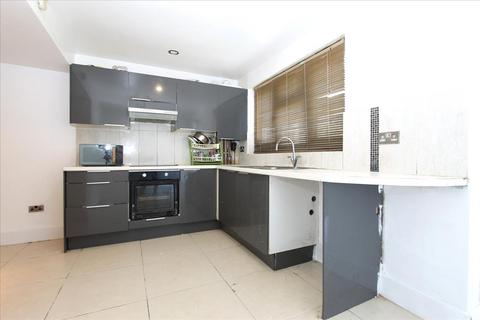 3 bedroom house for sale, East Road, Enfield, EN3