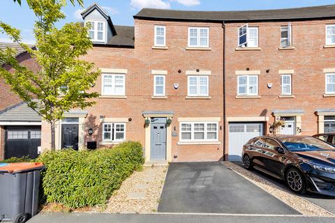 4 bedroom townhouse for sale, Walker Road, Winnington, Northwich