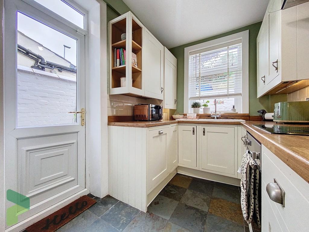 Separate Fitted Kitchen