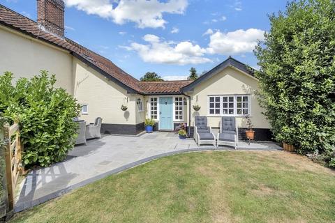 4 bedroom detached house for sale, Old Buckenham