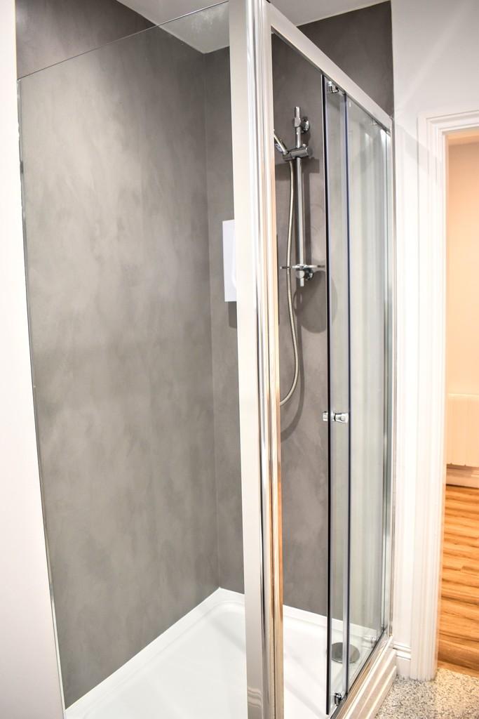 Apt 7 en suite