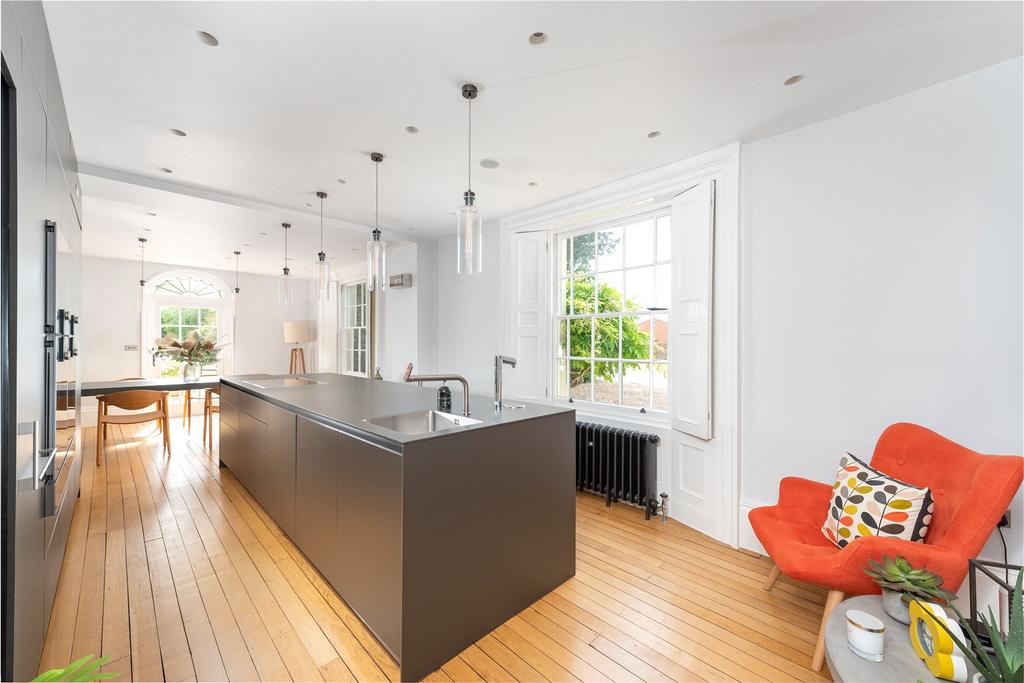 Kitchen/Dining Room