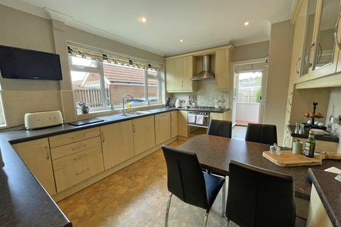 4 bedroom semi-detached house for sale, Coldyhill Lane, Scarborough YO12