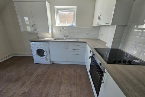 1 bedroom flat to rent, College Road, Harrow Weald