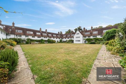 1 bedroom flat for sale, Waterlow Court Heath Close Hampstead Garden Suburb NW11