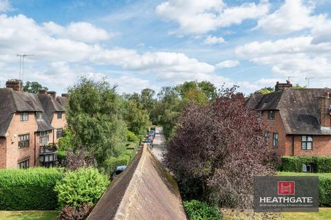 1 bedroom flat for sale, Waterlow Court Heath Close Hampstead Garden Suburb NW11