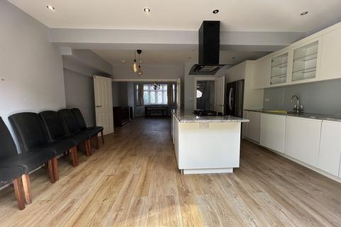 38 Woodfield Drive, East Barnet, Barnet, EN4 8PA