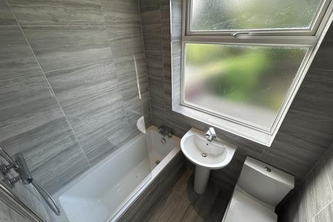 38 Woodfield Drive, East Barnet, Barnet, EN4 8PA