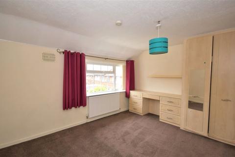 80 Tobyfield Road, Bishops Cleeve, Cheltenham, GL52 8PH