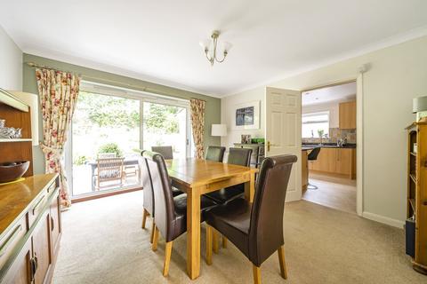 4 bedroom detached house for sale, Kingswood Close, Guildford GU1