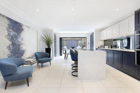 undefined, Stirling Road, Clapham, London