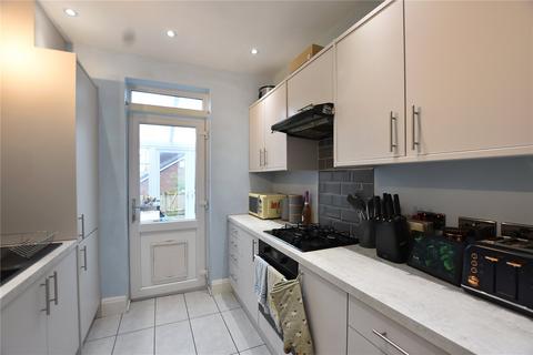 49 Farrow Street, Shaw, Oldham, OL2 7AD