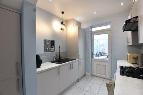 49 Farrow Street, Shaw, Oldham, OL2 7AD