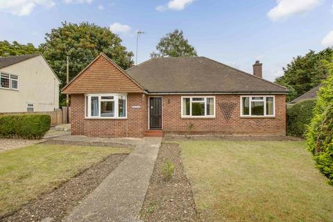 3 bedroom bungalow for sale, Marlow Road, Bourne End