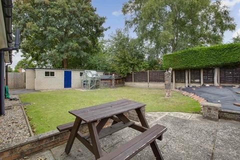 Kilndale Marlow Road, Bourne End, SL8 5NL