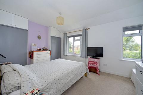 3, Vine Cottages Alfold Road, Cranleigh, GU6 8NB