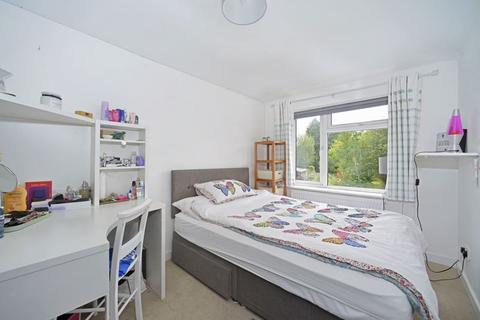 3, Vine Cottages Alfold Road, Cranleigh, GU6 8NB