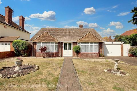 3 bedroom detached bungalow for sale, Westbrook Avenue, Westbrook, Margate, CT9