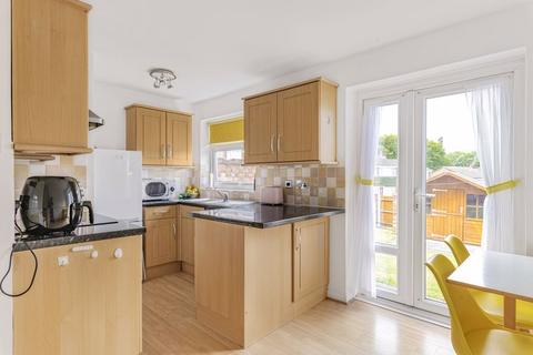 74 Felton Lea, Sidcup, DA14 6BA