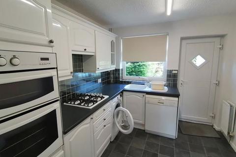 2 bedroom bungalow to rent, Hilton Close, Wrexham