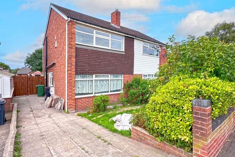 3 bedroom semi-detached house for sale, Henlow Close, Tipton