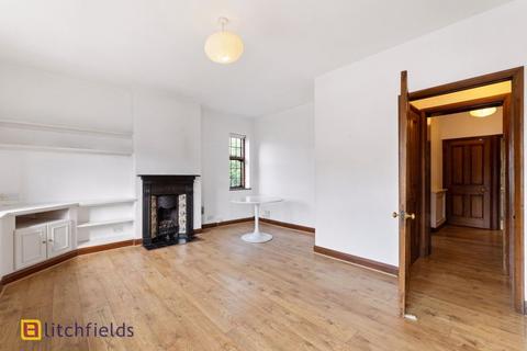 2 bedroom apartment for sale, Willifield Way, Hampstead Garden Suburb, NW11