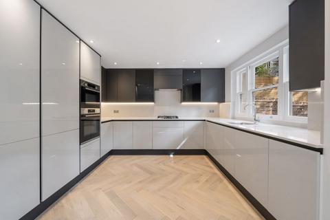 3 bedroom apartment for sale, Priory Road, South Hampstead, London NW6