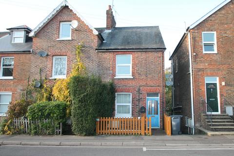 1 bedroom property to rent, Queens Road, East Grinstead