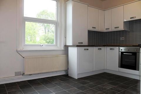 1 bedroom property to rent, Queens Road, East Grinstead