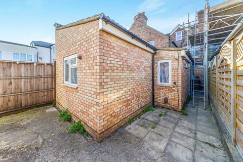 1 bedroom flat to rent, Arthur Road