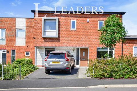 3 bedroom terraced house to rent, Blackrock Street, Manchester, M11