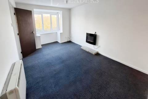 1 bedroom flat to rent, Worsey Drive DY4