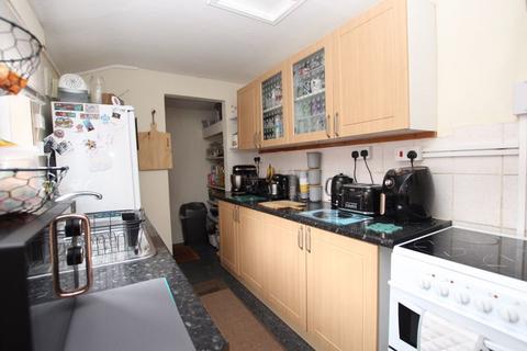 2 bedroom terraced house for sale, 46 St. Catherines Grove, Lincoln