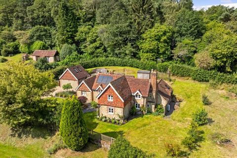 Old Vine Cottage Ewhurst Road, Peaslake, Guildford, GU5 9RW