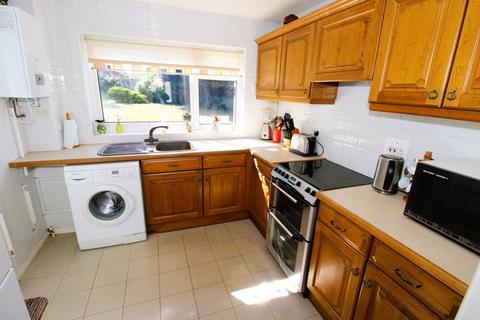 1 Cypress Way, Banstead, SM7 1NN