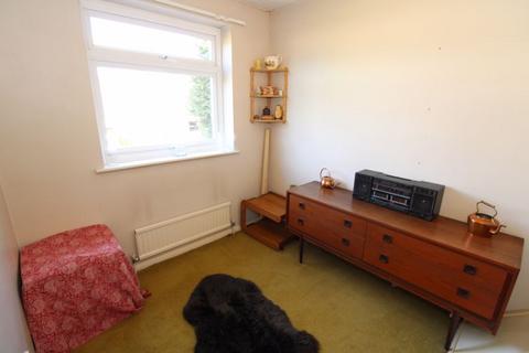 1 Cypress Way, Banstead, SM7 1NN