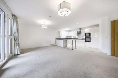 1 bedroom apartment for sale, Beaconsfield Road Farnham Common SL2 3FQ