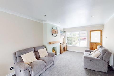 28 Barnfield Drive, Westhoughton, Bolton, BL5 3UA