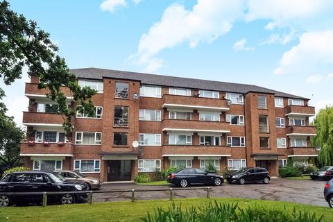 2 bedroom flat for sale, Old Ruislip Road, Northolt