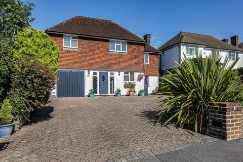 20 Ewhurst Avenue, South Croydon, CR2 0DG