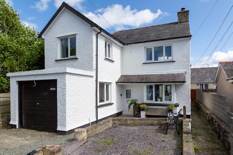 3 bedroom detached house for sale, Lon Dryll, Llanfairpwll, Isle of Anglesey, LL61