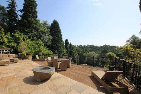 The Long House Hazel Grove, Hindhead, GU26 6BJ