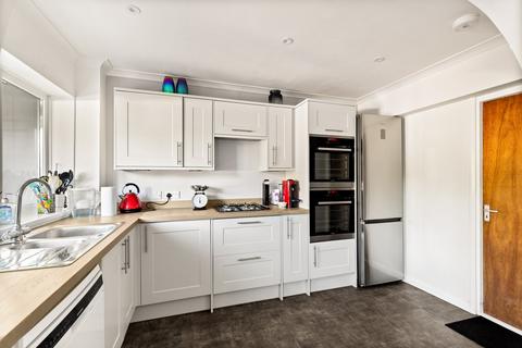 162 Dolphins Road, Folkestone, CT19 5QA