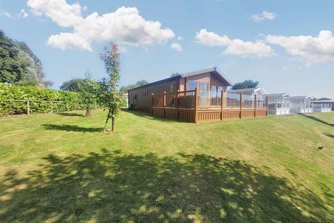 2 bedroom detached bungalow for sale, Coneygarth Lakes & Lodges