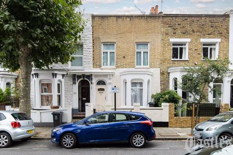 3 bedroom terraced house for sale, Clifden Road, London